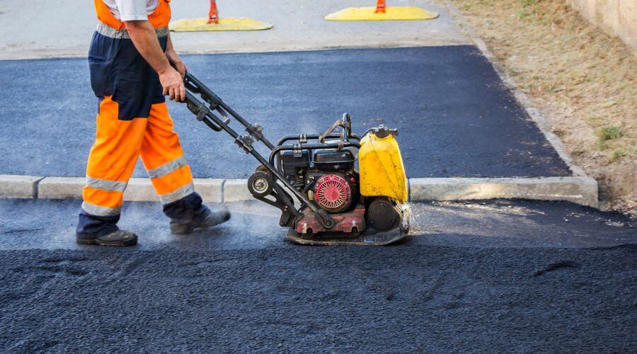 Professional gutter cleaning in Ovid, MI